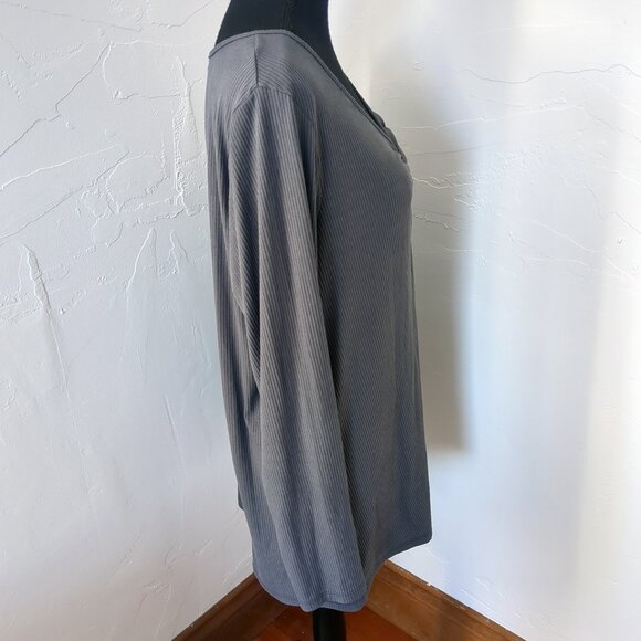 Torrid Cinch Front Top Rib Slate Ribbed Longline Charcoal V-Neck Stretch Tee - Picture 8 of 15